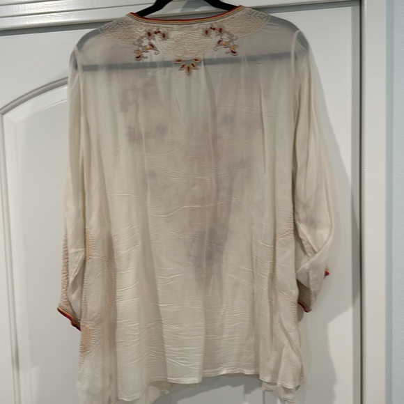 Lovely Johnny Was embroidered v neck - Picture 6 of 6